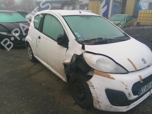 Right taillight PEUGEOT 107 (PM_, PN_) 1.0 | BP21302456C35 