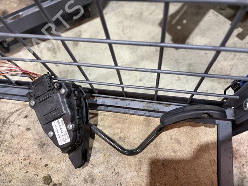 Pedal Pedal 38067972 38067972