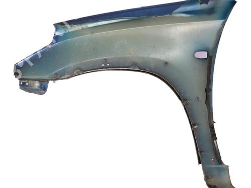 Aleta delantera derecha TOYOTA RAV 4 II (_A2_) 2.0 4WD (ACA21, ACA20) (150 hp) 29492042