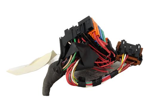 Used Fuse box Fuse box RENAULT TWINGO II (CN0_) 1.2 16V (CN04, CN0B) (75 hp) 32856706 32856706