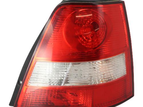 Used Right taillight KIA SORENTO I (JC) 2.5 CRDi 4WD (140 hp) 25950052
