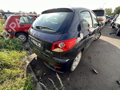 Right taillight PEUGEOT 206+ (2L_, 2M_) 1.4 HDi eco 70 | BP21303127C35 