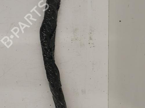 front-windshield-wiper-arm-renault-kadjar-ha_-hl_-2015-31633095 main image