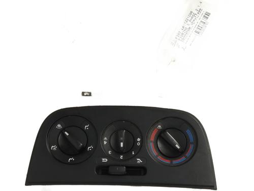 Used Climate control FIAT FIORINO Box Body/MPV (225_) 1.4 Natural Power (225BXC1A, 225AXC1A) (78 hp) 21369302