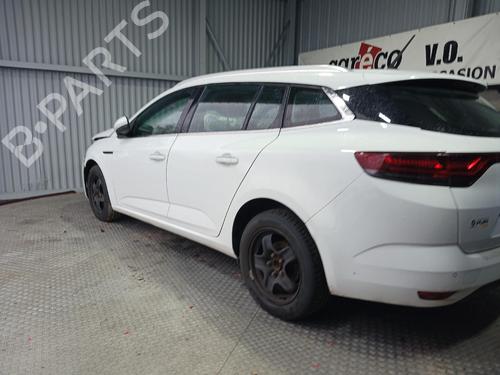 Brugte RENAULT MEGANE IV Grandtour (K9A/M/N_) 1.3 TCe 140 (K9NB) 4989911