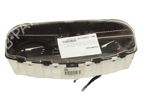 Used Instrument cluster Instrument cluster 32235810 32235810