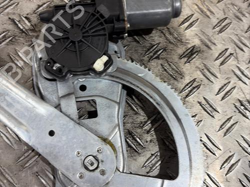 Rudehejsemotor forskærm højre Rudehejsemotor forskærm højre FORD TRANSIT Van (FA_ _) 2.2 TDCi (85 hp) 39723553 39723553