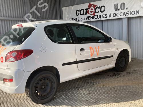 Left headlight PEUGEOT 206+ (2L_, 2M_) 1.4 HDi eco 70 | BP32681331C28  - Image 12