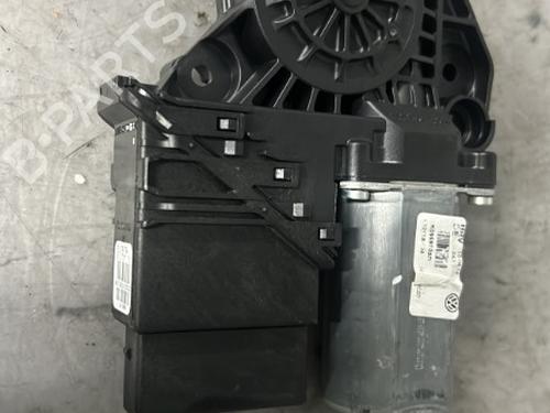 Used Left rear window motor VW GOLF VI (5K1) 1.6 TDI (105 hp) 21315646