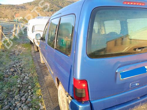 Left mirror CITROËN BERLINGO / BERLINGO FIRST MPV (MF_, GJK_, GFK_) 1.6 16V (MFNFU) | BP30713639C26