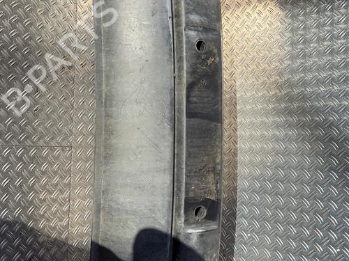 Used Front bumper VW TRANSPORTER T4 Van (70A, 70H, 7DA, 7DH) 2.5 TDI (102 hp) 29836191