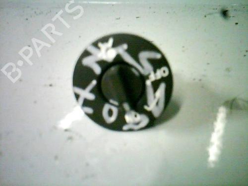 Used Switch RENAULT SCÉNIC II (JM0/1_) 1.9 dCi (JM0G, JM12, JM1G, JM2C) (120 hp) 23219319