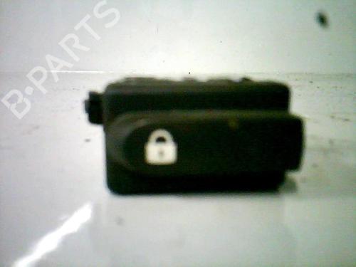 Used Switch RENAULT CLIO II (BB_, CB_) 1.5 dCi (B/CB3M) (64 hp) 23043558