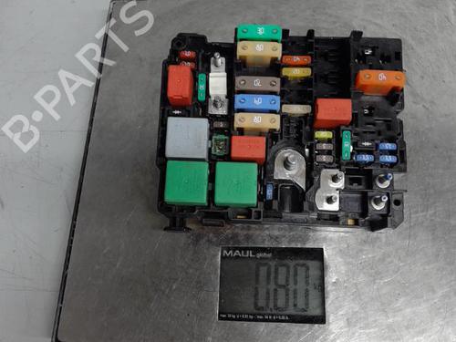 Fuse box PEUGEOT 208 I (CA_, CC_) 1.6 BlueHDi 100 | BP21370530E1 