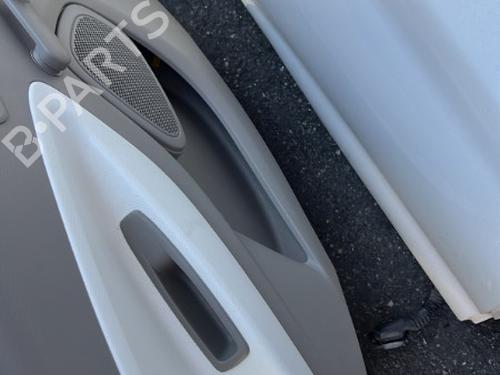 Used Left rear door Left rear door RENAULT ZOE (BFM_) ZOE (92 hp) 21295661 21295661