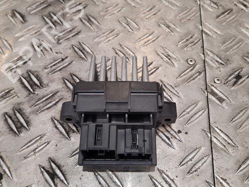 heater-resistor-iveco-daily-v-van-2011-2012-2013-2014-30618171 main image
