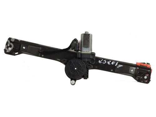 BP26021945E20 main image