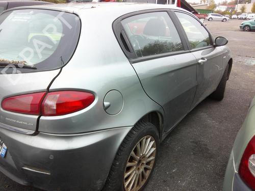 Left tailgate light ALFA ROMEO 147 (937_) 1.6 16V T.SPARK (937.AXA1A, 937.AXB1A, 937.BXB1A) | BP26521965C79  - Image 10