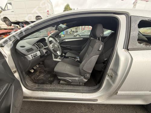 Mass air flow sensor OPEL ASTRA H GTC (A04) 1.9 CDTi (L08) | BP28624335M95  - Image 16