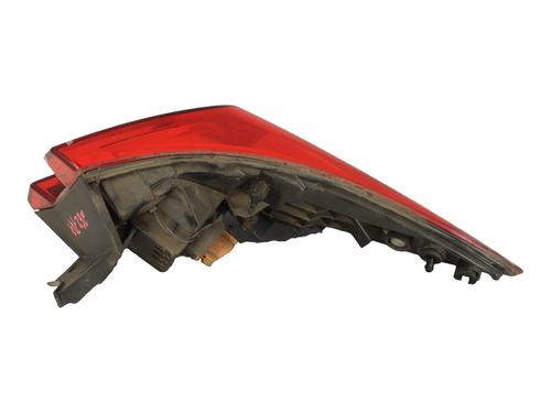 left-taillight-renault-kadjar-ha_-hl_-2015-39897295 main image