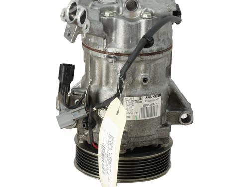 Used AC compressor AC compressor RENAULT CLIO V (B7_) 1.0 TCe 100 (B7MT) (101 hp) 30531764 30531764