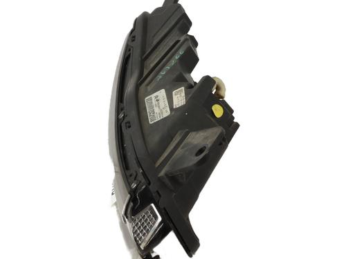 Used Right daytime light Right daytime light 37865954 37865954