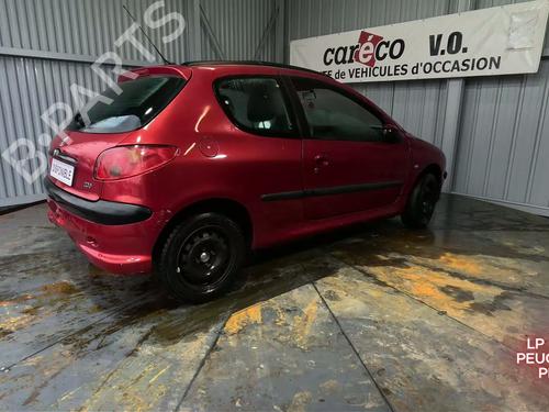 Fuse box PEUGEOT 206 Hatchback (2A/C) 1.4 i | BP30922960E1