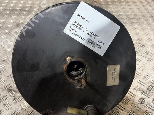 Used Servo brake Servo brake MERCEDES-BENZ SPRINTER 4-t Van (B904) 408 D (79 hp) 27538958 27538958