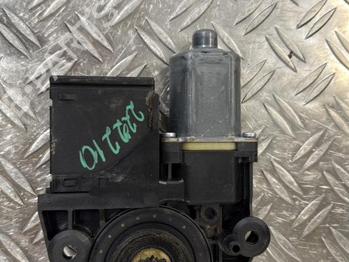Right rear window motor RENAULT SCÉNIC III (JZ0/1_) 1.5 dCi | BP22347824E22 
