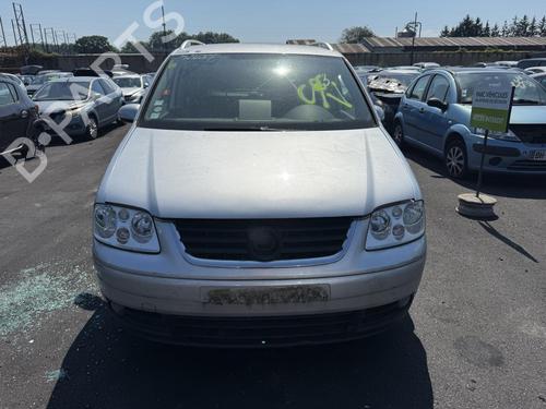 Right front window motor VW TOURAN (1T1, 1T2) 2.0 TDI | BP27258268E20 