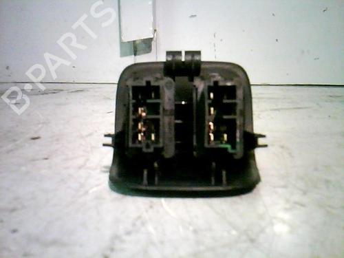 switch-peugeot-206-sw-2ek-2002-23219320 main image