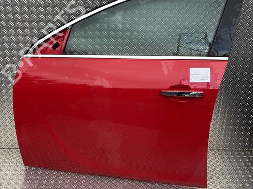 Used Left front door OPEL INSIGNIA A Sports Tourer (G09) [2008-2017]  30730563