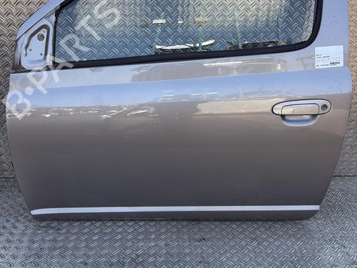 Used Left front door Left front door TOYOTA YARIS (_P1_) 1.5 (NCP13_, NCP13R) (105 hp) 33178721 33178721