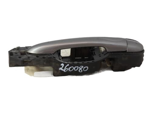 front-right-exterior-door-handle-renault-megane-iii-hatchback-bz01_-b3_-2008-32016999 main image