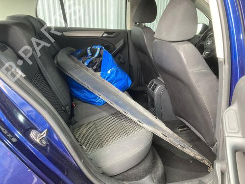 Fuse box VW GOLF VI (5K1) 2.0 TDI | BP37737608E1 - Image 17