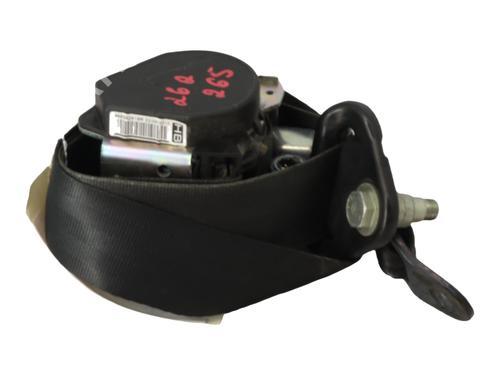 front-left-seatbelt-dacia-lodgy-js_-2012-38227213 main image