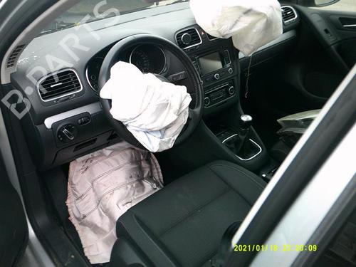 Seat buckle VW GOLF VI (5K1) 1.6 TDI | BP21370021I32 - Image 5