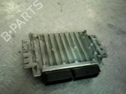 Steuergerät für RENAULT CLIO II (BB_, CB_) 1.4 16V (B/CB0P, BB13) (98 hp) 21362558