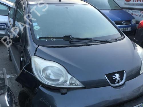 Left taillight PEUGEOT 107 (PM_, PN_) 1.0 | BP22347849C34 