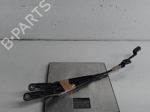 Used Front windshield wiper arm VW GOLF V (1K1) 1.9 TDI (105 hp) 21320817
