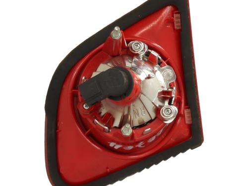 Used Left tailgate light Left tailgate light VW PASSAT B6 (3C2) 1.9 TDI (105 hp) 21305913 21305913