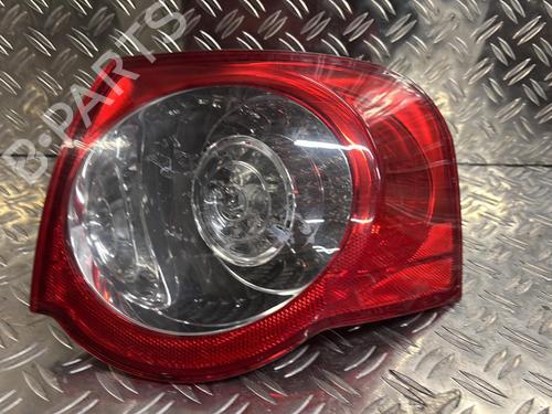 right-taillight-vw-passat-b6-variant-3c5-20-tdi-16v-3c9945096n-2005-2006-2007-2008-2009-2010-2011-22298681 main image