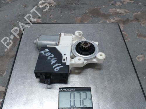 Used Right rear window motor VOLVO V50 (545) 1.6 D (110 hp) 21312759