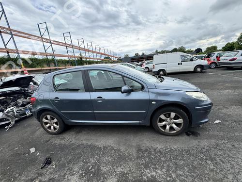 Rear parcel shelf PEUGEOT 307 (3A/C) 1.6 HDi 110 | BP21319726C85 