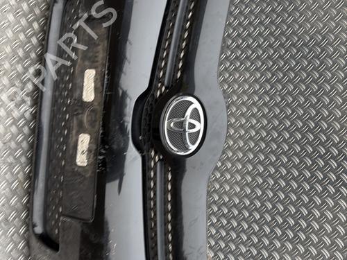 Used Front bumper TOYOTA COROLLA Verso (ZER_, ZZE12_, R1_) 2.2 D-4D (AUR10_, AUR10R) (177 hp) 31071612