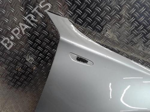 Used Right front fenders Right front fenders BMW 1 (E87) 116 i (115 hp) 21727343 21727343