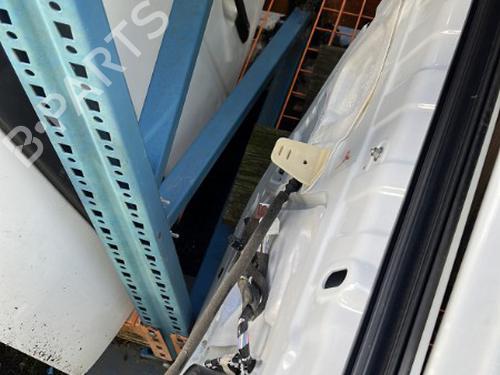 left-front-door-renault-zoe-bfm_-zoe-801011691r-2012-21319455 main image