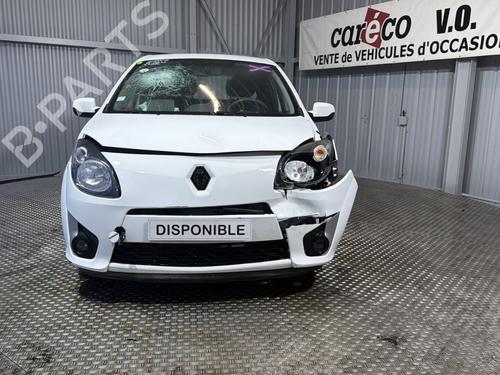 Brugte RENAULT TWINGO II (CN0_) 1.2 16V (CN04, CN0B) (75 hp) 4429894