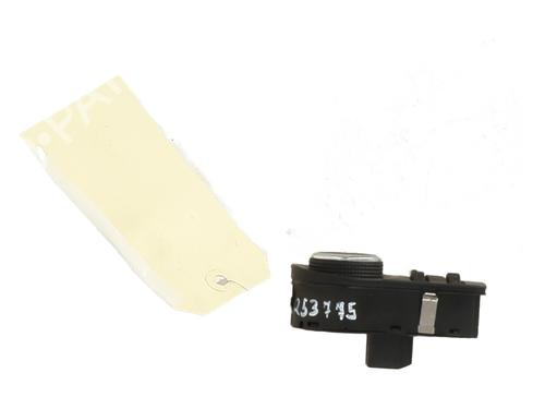 Used Headlight switch Headlight switch CHEVROLET CRUZE (J300) 2.0 CDI (163 hp) 29529773 29529773