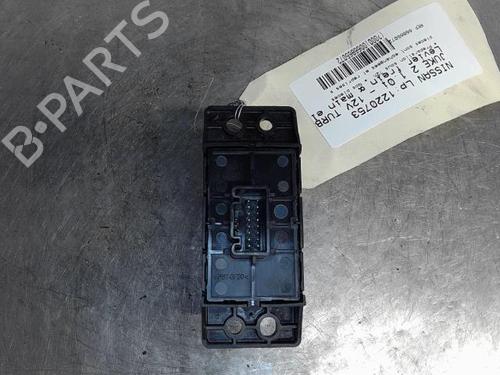 Switch NISSAN JUKE (F16_) DIG-T 117 | BP21369838I30